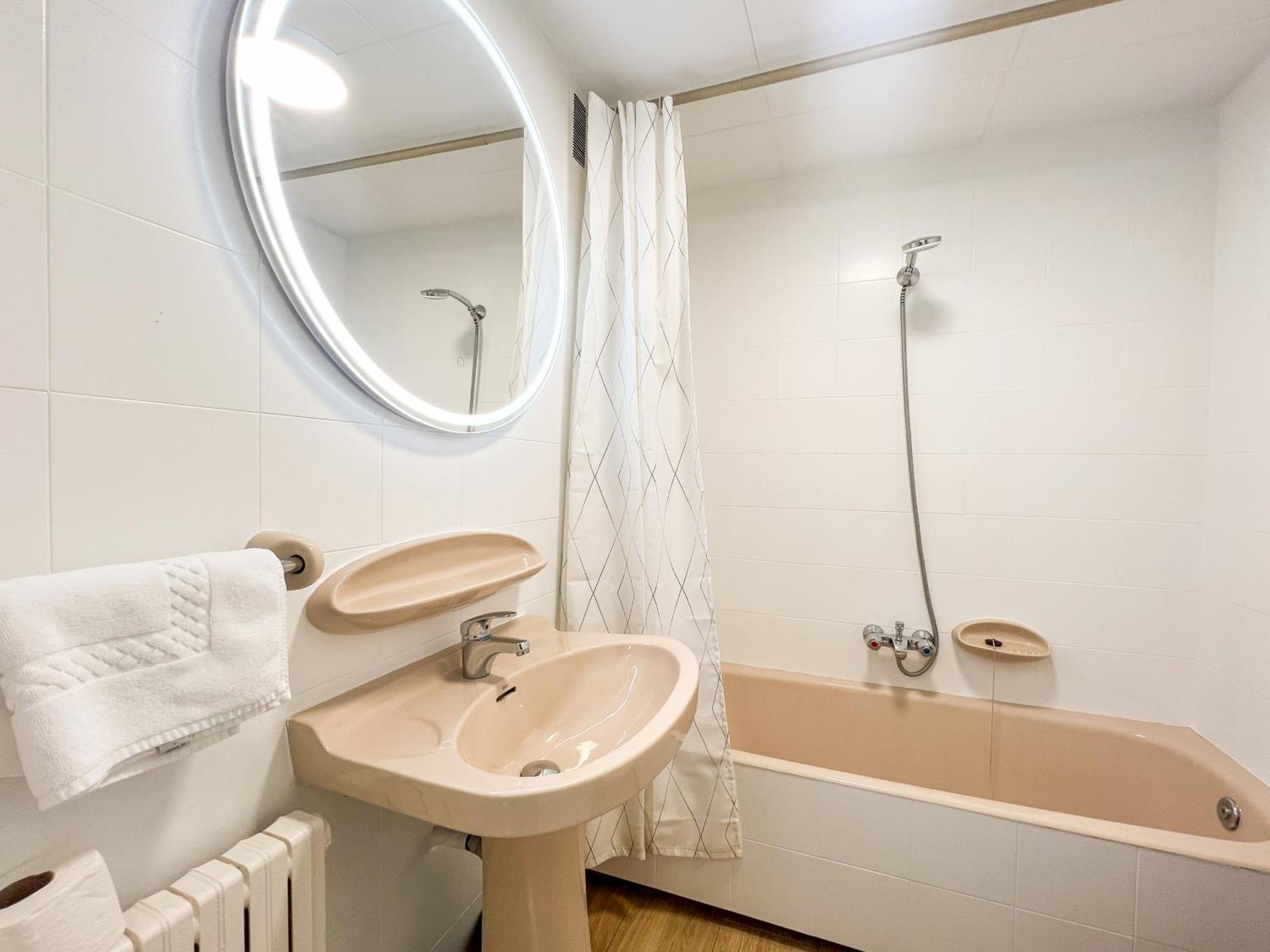 Apartamento Reformado Central Park En El Centro De Andorra Les Escaldes Exterior foto